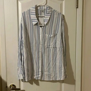 Women’s love fire, white and blue, long sleeve button-down top size 2X NWT